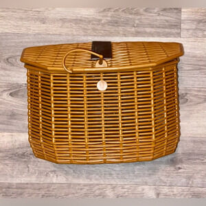 3/55$ Vintage Wicker Jaleau orange plastic‎ fish basket made in Canada
